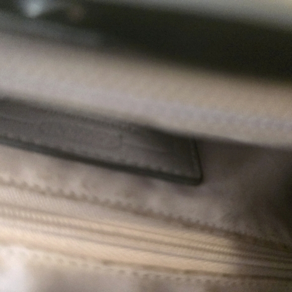 Beautiful Coach Off White And Sillver Leather Satchel With Unbranded Dust Bag - Picture 10 of 16